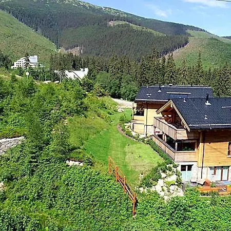 公寓式酒店 Chalety Jasna Bor 迪马诺卡多林纳