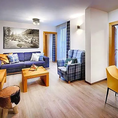 Chalety Jasna Bor 公寓式酒店 4*